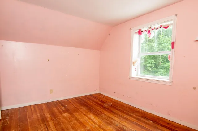 $117,500 | 1 Beaulieu Street, Livermore Falls, ME 04254