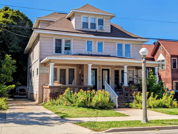 $525,000 | 421 North Front Street, Marquette, MI 49855