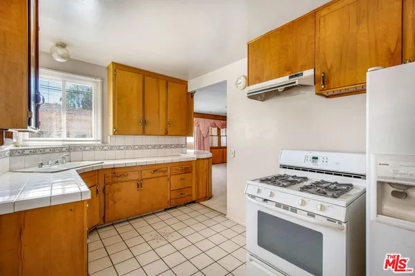 $749,000 | 2508 West 112th Street, Inglewood, CA 90303