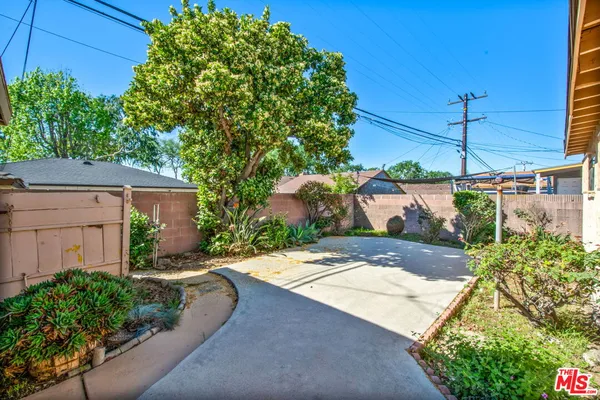$749,000 | 2508 West 112th Street, Inglewood, CA 90303