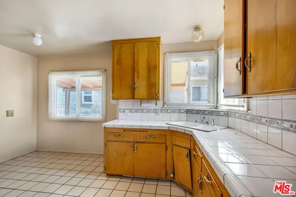 $749,000 | 2508 West 112th Street, Inglewood, CA 90303