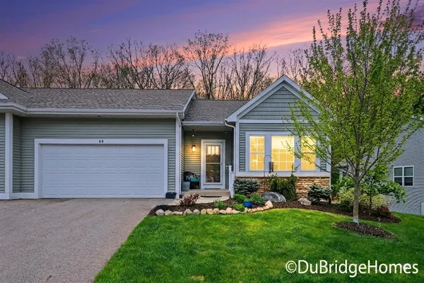 $475,000 | 69 Blue Violet Lane Northeast, Comstock Park, MI 49321