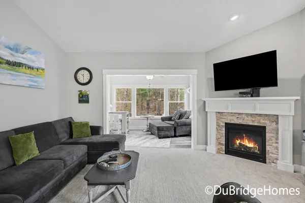 $475,000 | 69 Blue Violet Lane Northeast, Comstock Park, MI 49321