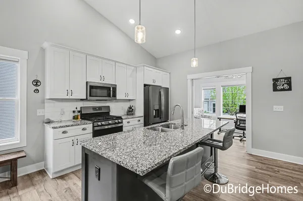 $475,000 | 69 Blue Violet Lane Northeast, Comstock Park, MI 49321
