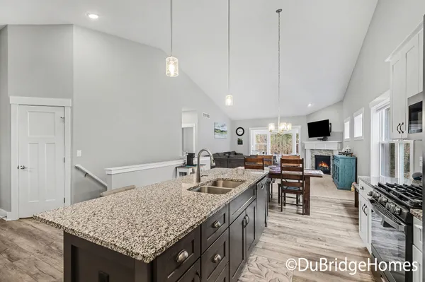 $475,000 | 69 Blue Violet Lane Northeast, Comstock Park, MI 49321