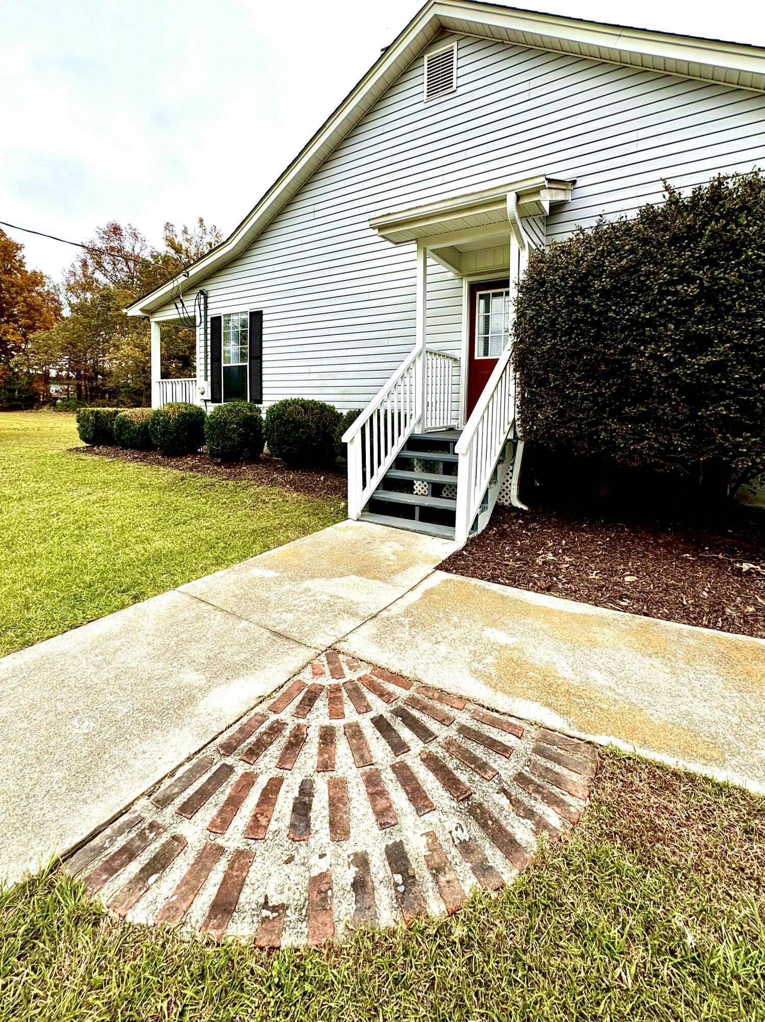 197 Mcmillan Road Cordova, SC 29039 - Photo 25 of 36 IMG_3026