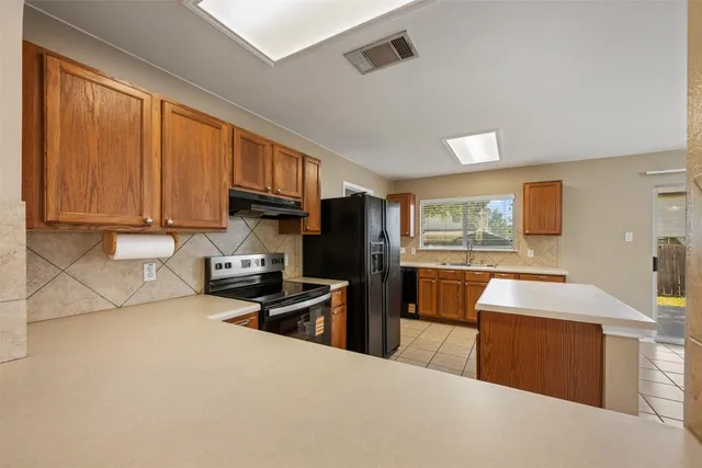 $1,775 | 1103 Deerhound Place, Round Rock, TX 78664