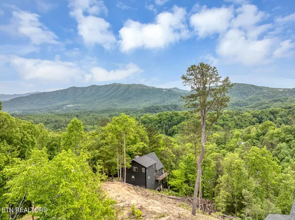 $139,900 | 210 Cutter Gap Road, Townsend, TN 37882