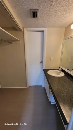 $1,650 | 122 North Kings Avenue, Unit 202, Brandon, FL 33510
