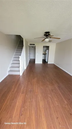 $1,650 | 122 North Kings Avenue, Unit 202, Brandon, FL 33510