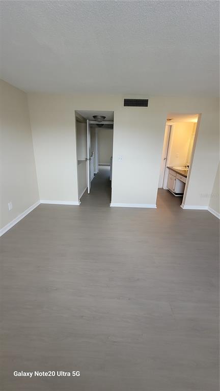 122 North Kings Avenue, Unit 202 Brandon, FL 33510 - Photo 10 of 12 a view of an empty room with a sink