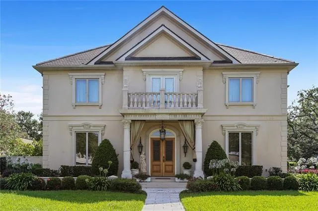 $1,075,000 | 1501 Transcontinental Drive, Metairie, LA 70001