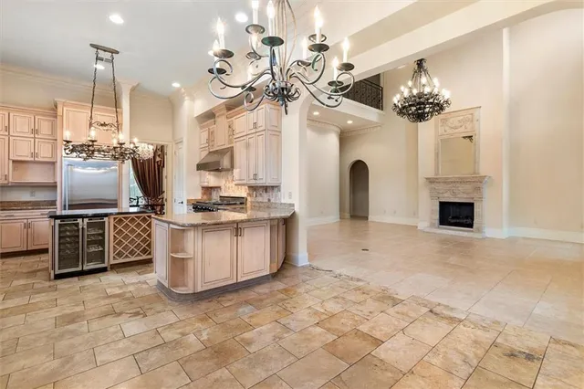 $1,075,000 | 1501 Transcontinental Drive, Metairie, LA 70001