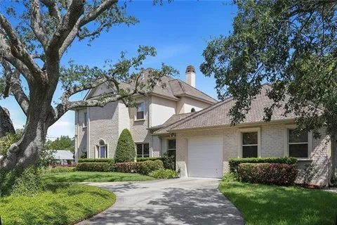 $1,075,000 | 1501 Transcontinental Drive, Metairie, LA 70001