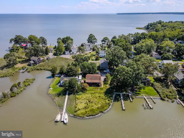 $1,175,000 | 968 Main Street, Deale, MD 20751