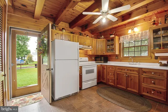 $1,175,000 | 968 Main Street, Deale, MD 20751