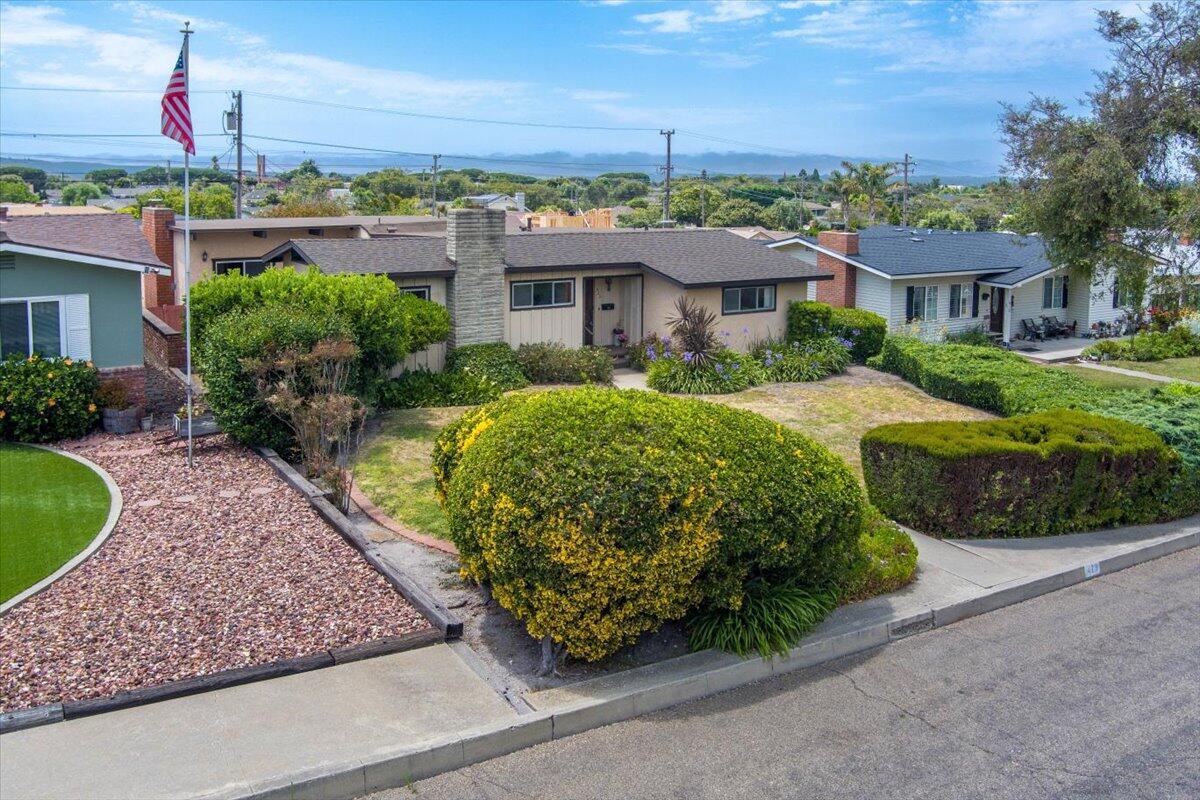 423 South D Street Lompoc, CA 93436 - Photo 37 of 45 37-MAX_0041