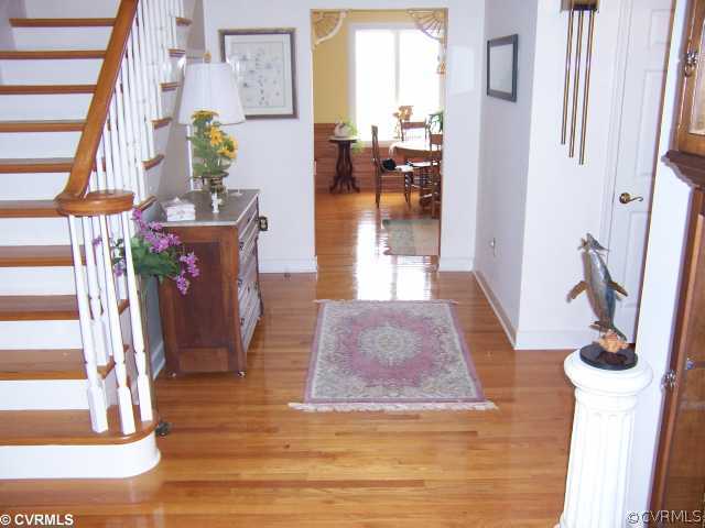 181 Pinetop Road Topping, VA 23169 - Photo 2 of 12 Foyer