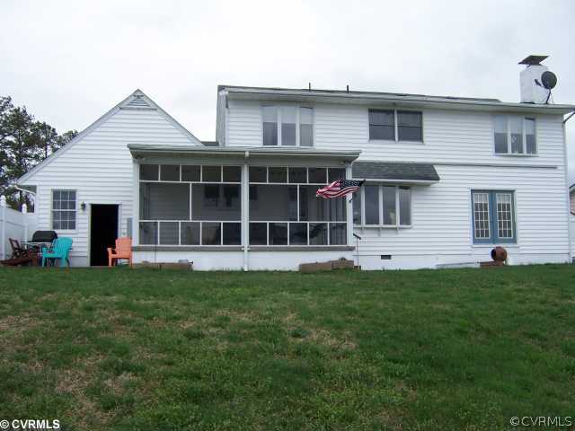 181 Pinetop Road Topping, VA 23169 - Photo 9 of 12 Exterior Back
