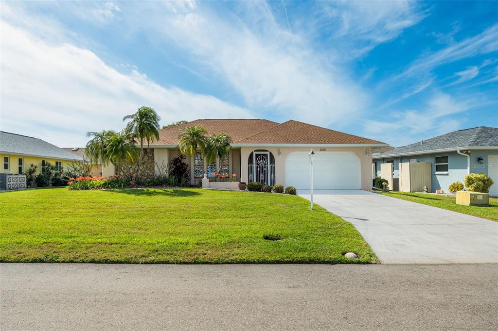 5830 Jefferson Road Venice, FL 34293 - Photo 2 of 39
