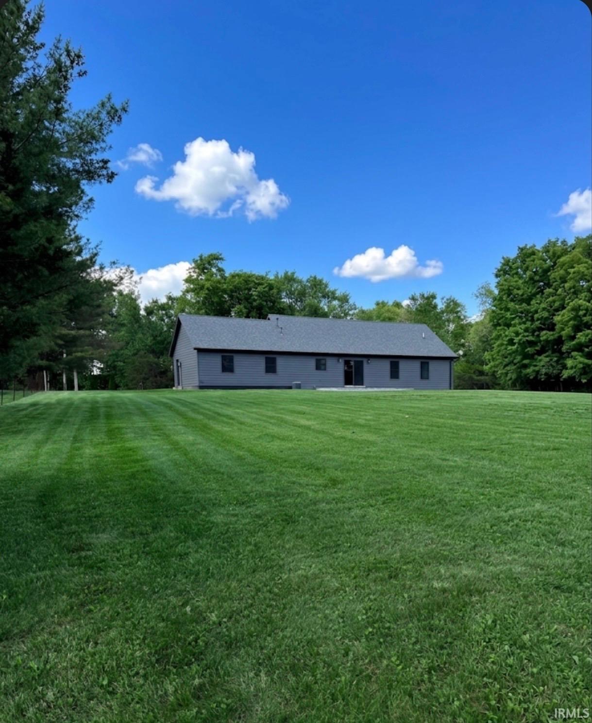 125 Bennett Road Bedford, IN 47421 - Photo 5 of 22