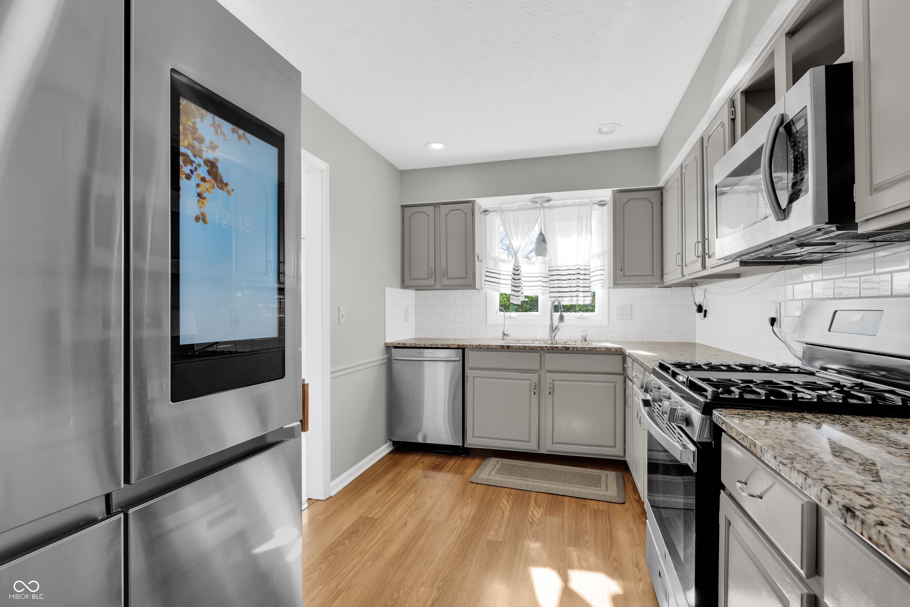 13727 Offutt Drive Carmel, IN 46032 - Photo 11 of 38