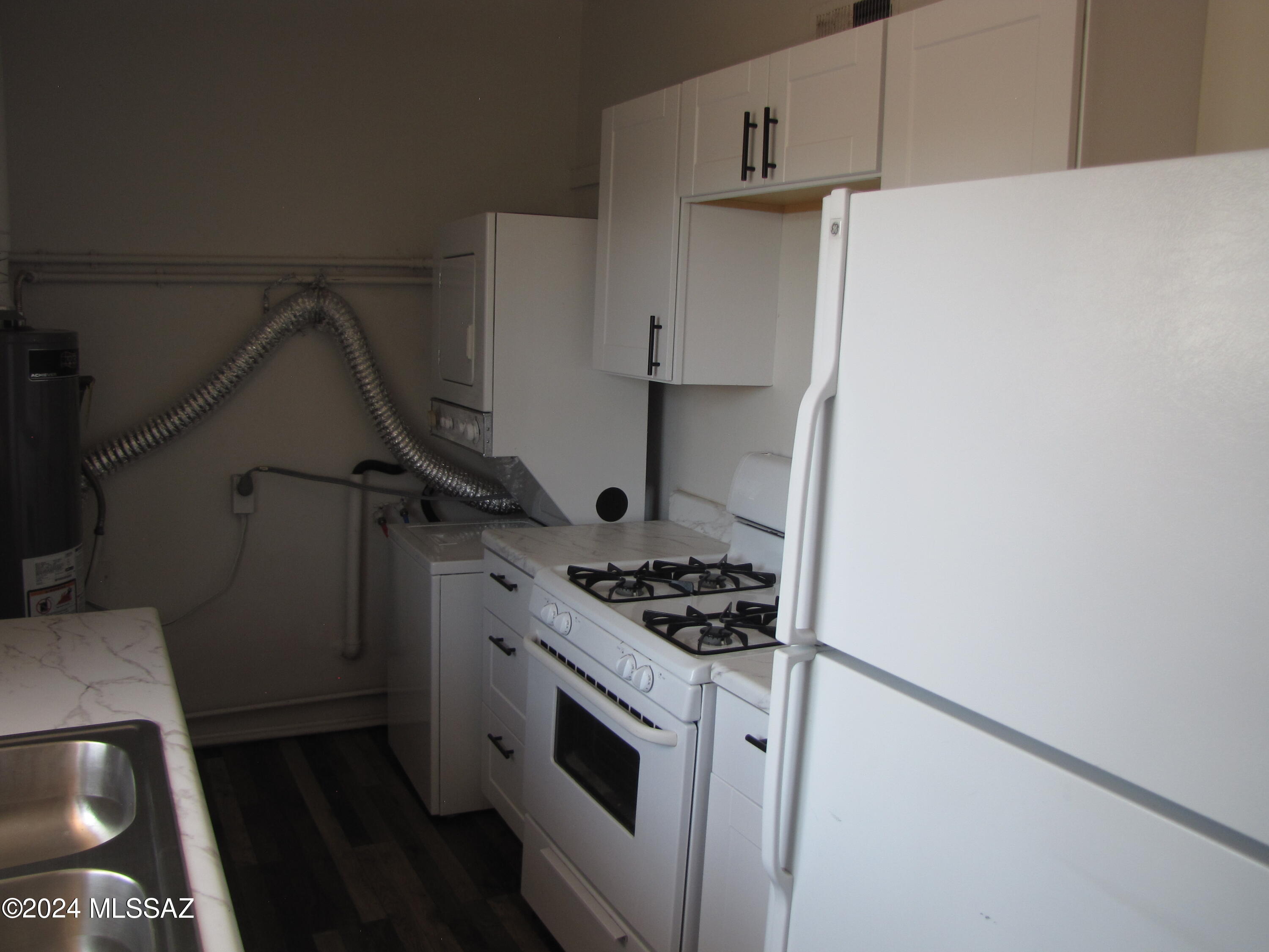 4721 East 1st Street Tucson, AZ 85711 - Photo 6 of 10