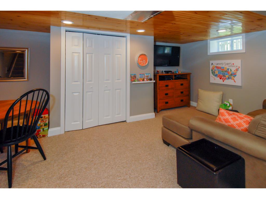 31 Taft Road Portsmouth, NH 03801 - Photo 17 of 27 Gallery Image 17
