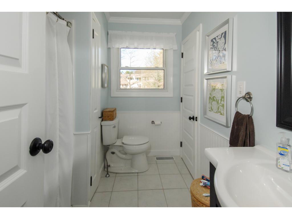 31 Taft Road Portsmouth, NH 03801 - Photo 10 of 27 Gallery Image 10