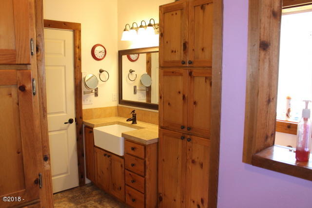 290 Camp 12 Loop Toledo, OR 97391 - Photo 26 of 29 Bath #1