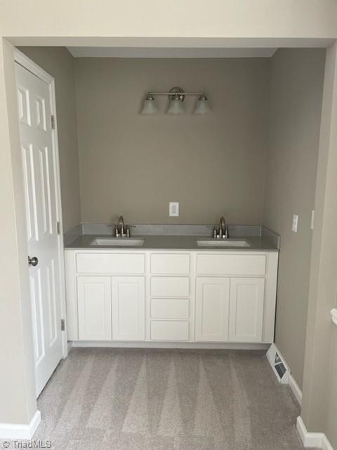 2926 St Marks Road Southwest, Unit G Winston-Salem, NC 27103 - Photo 10 of 17 Master bath