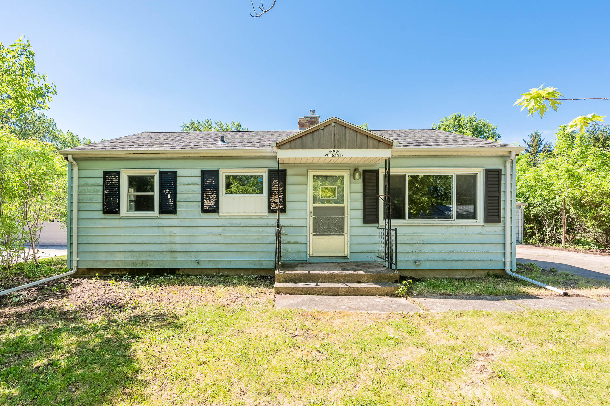 N98W16351 Concord Road Germantown, WI 53022 - Photo 1 of 10 Concord - 031