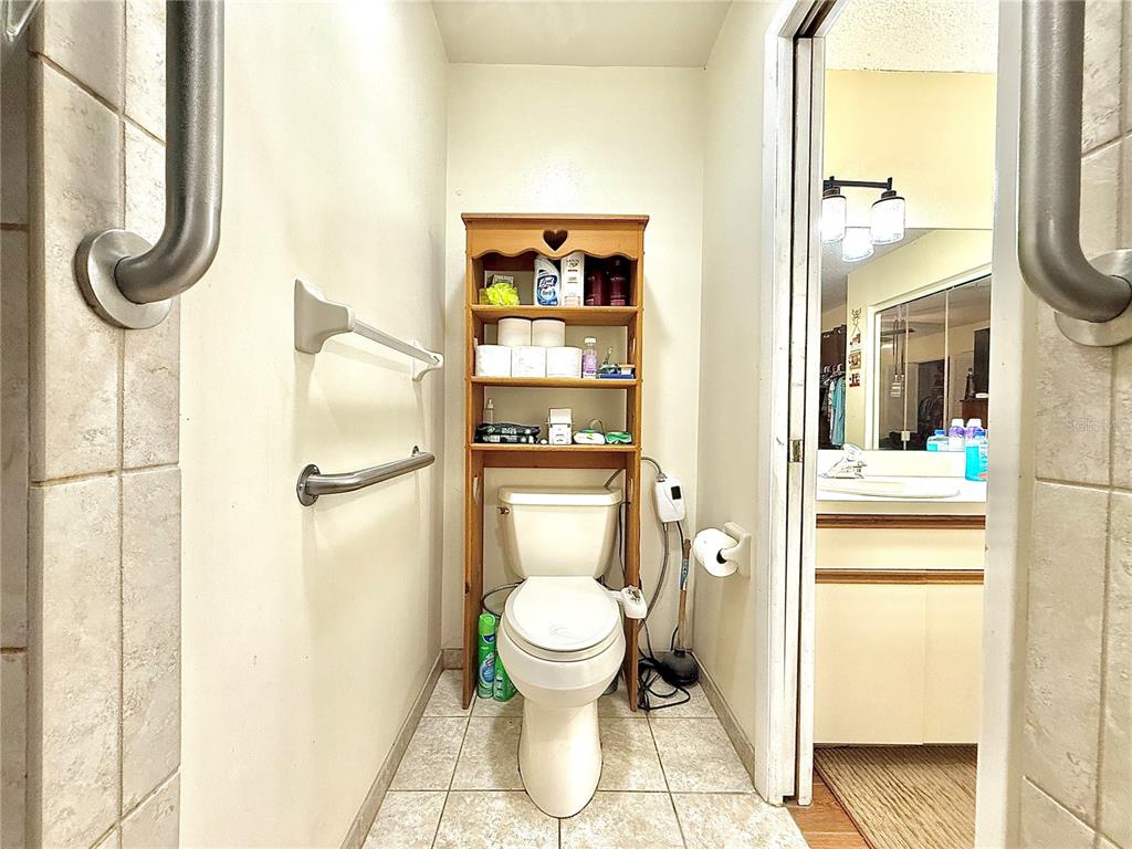 2500 Brook Road North Fort Meade, FL 33841 - Photo 31 of 65 a bathroom with a toilet and a shower