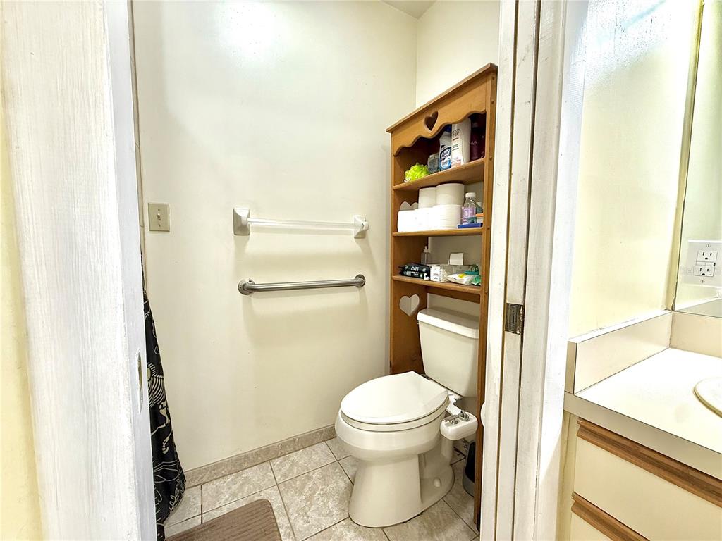 2500 Brook Road North Fort Meade, FL 33841 - Photo 32 of 65 a bathroom with a toilet and a shower