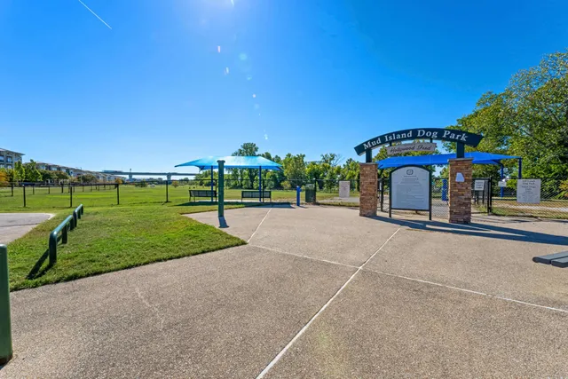 $2,200 | 380 Island Drive, Unit 314, Memphis, TN 38103