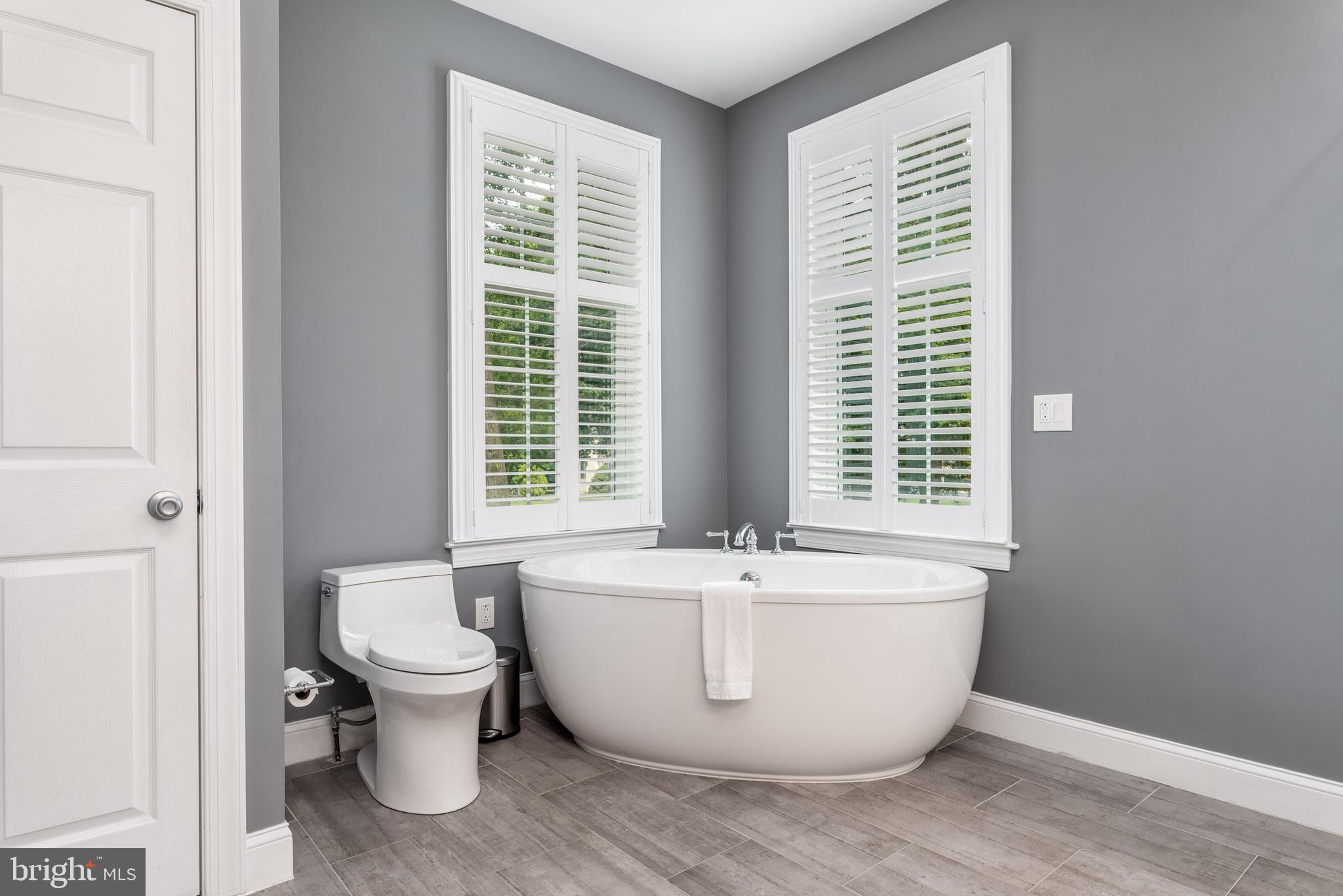 702 Turnbridge Road Wayne, PA 19087 - Photo 20 of 47 Renovated Primary Bathroom