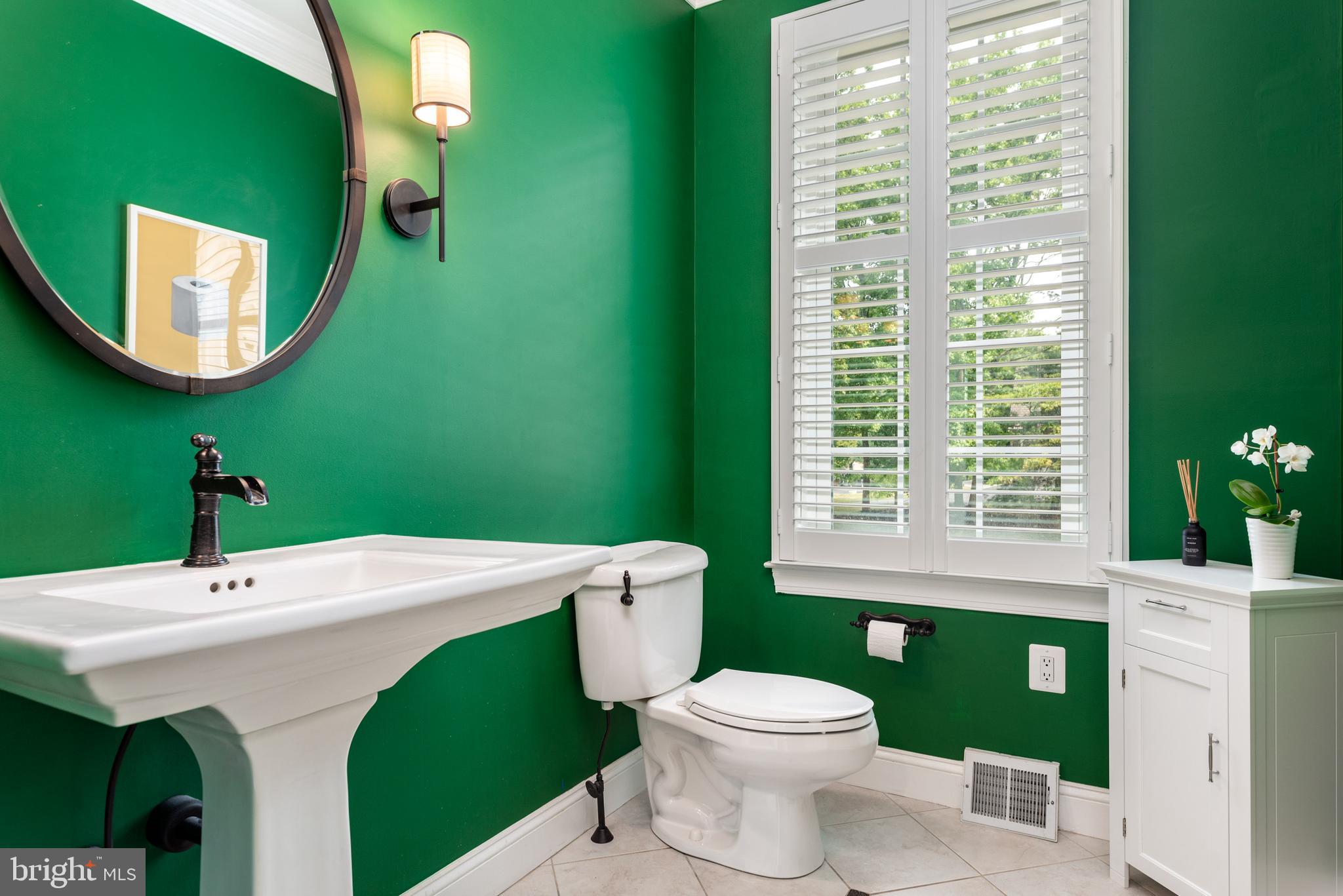 702 Turnbridge Road Wayne, PA 19087 - Photo 23 of 47 Half Bathroom