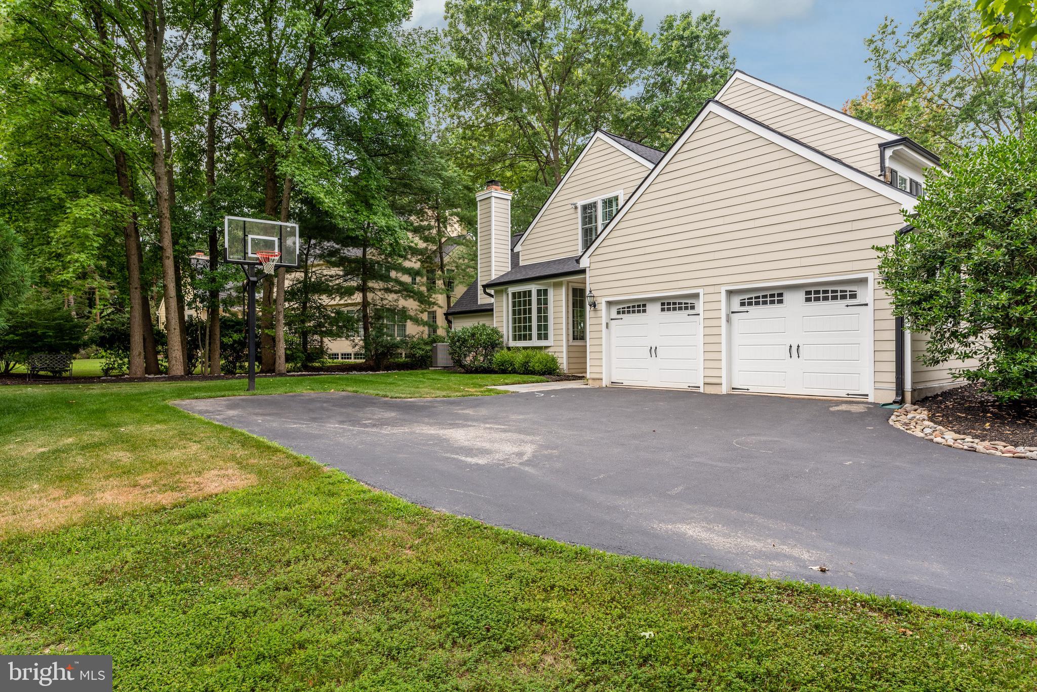 702 Turnbridge Road Wayne, PA 19087 - Photo 43 of 47 2-Car Garage