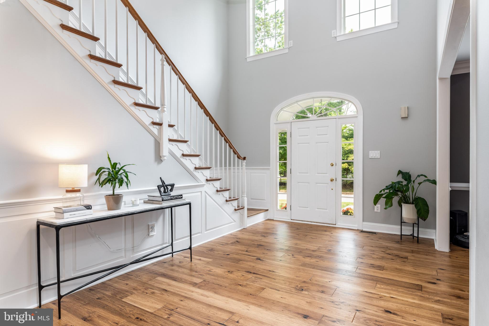702 Turnbridge Road Wayne, PA 19087 - Photo 5 of 47 Neutral Paint & Wide-Plank Engineered Wood Floors