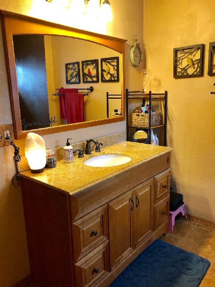 761 7 Hickory Road Byron, IL 61010 - Photo 15 of 24 Gallery Image 15