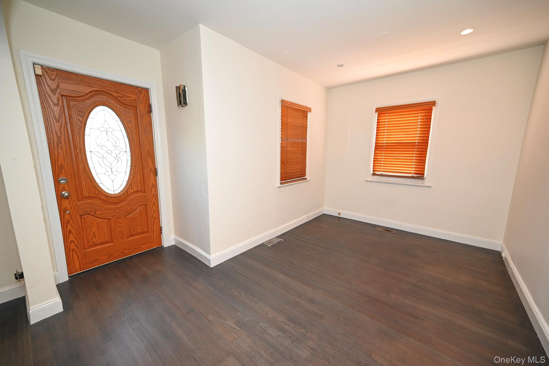 168 Hendrickson Avenue Valley Stream, NY 11580 - Photo 3 of 22