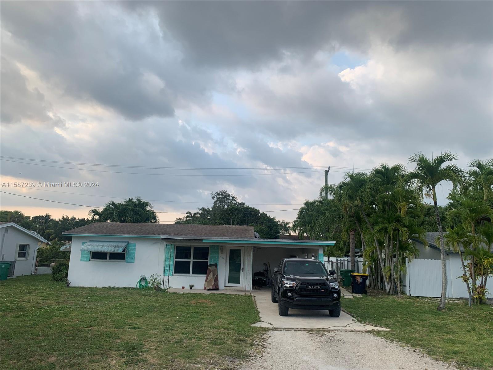 2725 Southwest 46th Ct  