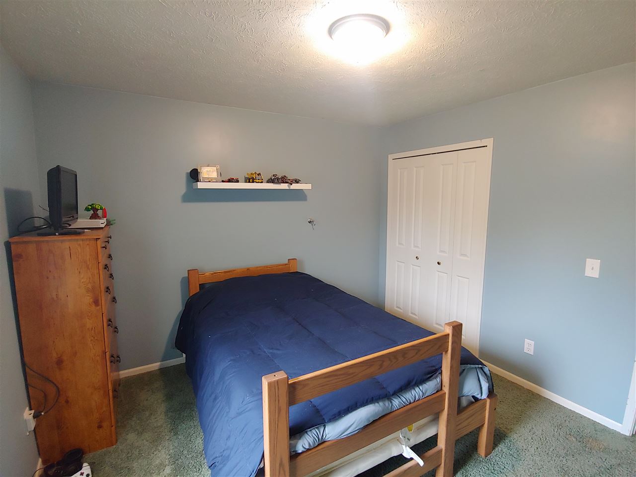 721 Holly Road Cadillac, MI 49601 - Photo 19 of 29 1868219-18.JPG