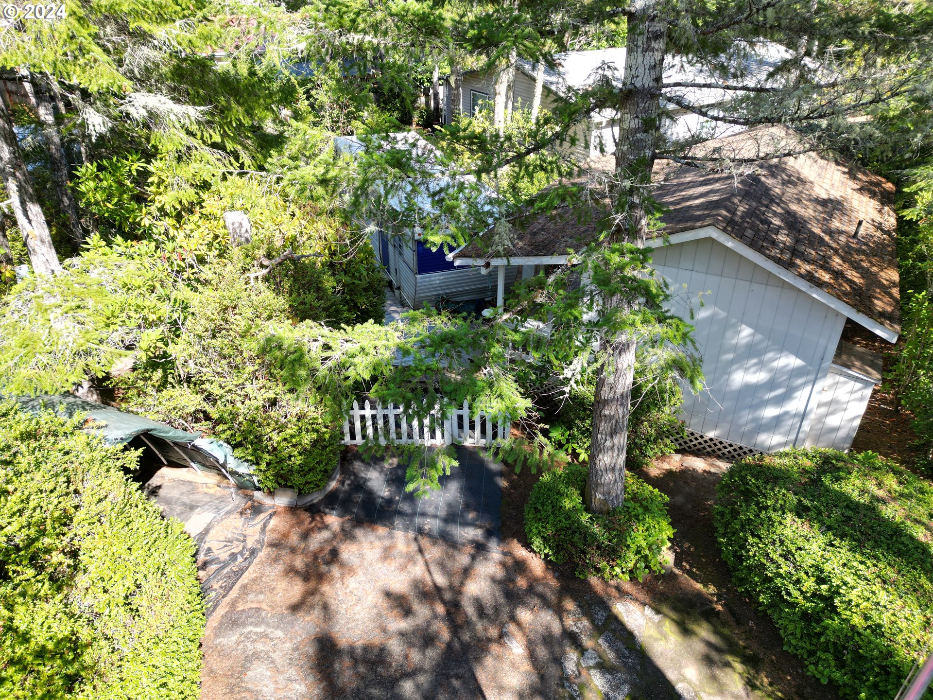 246 Horseshoe Bend Florence, OR 97439 - Photo 26 of 33 a view of sign board