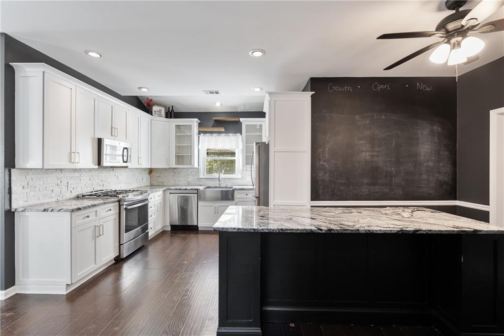 2228 Roseberry Lane Grayson, GA 30017 - Photo 13 of 52