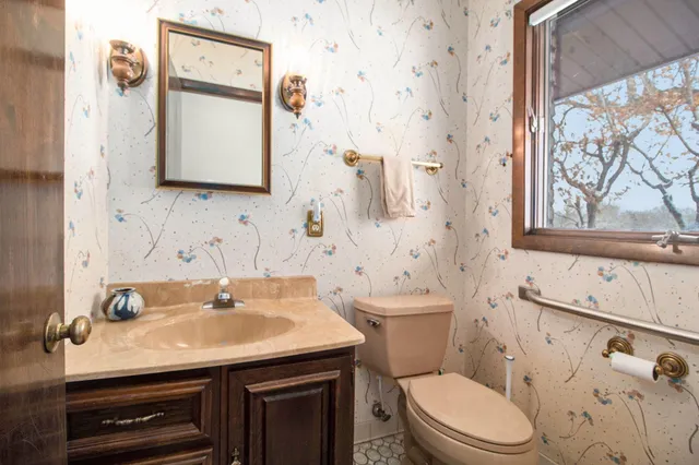 $799,900 | 2827 Fairway Drive, Saline, MI 48176