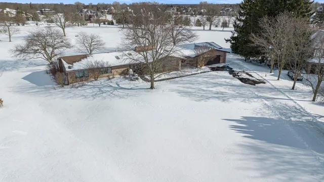 $799,900 | 2827 Fairway Drive, Saline, MI 48176