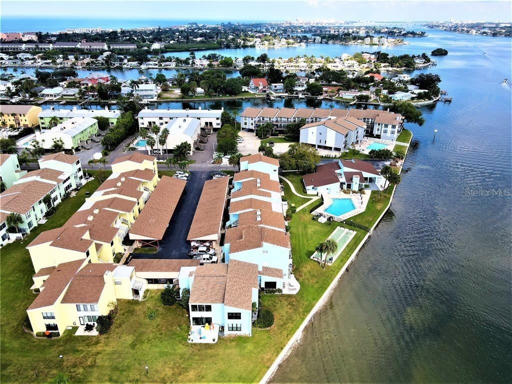 1 Windrush Boulevard, Unit 84 Indian Rocks Beach, FL 33785 - Photo 2 of 19 Gallery Image 2