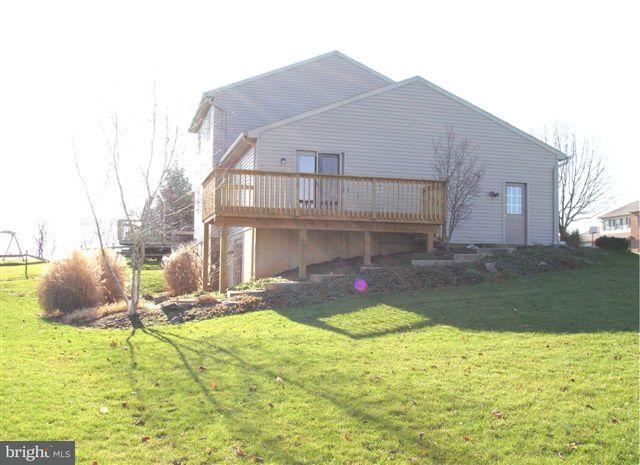 1 Brian Drive Lititz, PA 17543 - Photo 2 of 9