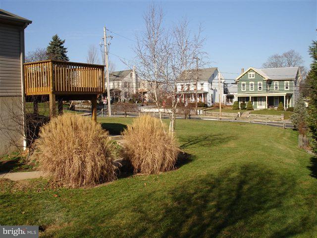 1 Brian Drive Lititz, PA 17543 - Photo 3 of 9